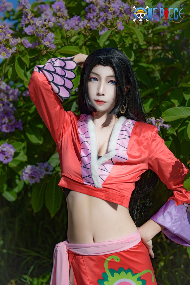 波雅汉库克女帝cosplay正片 航海王热血航线活动-小米游戏中心