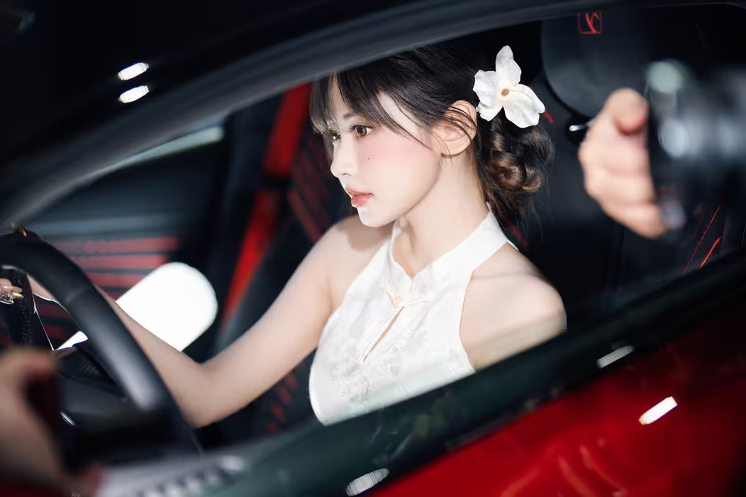 仰望U7，初次见面