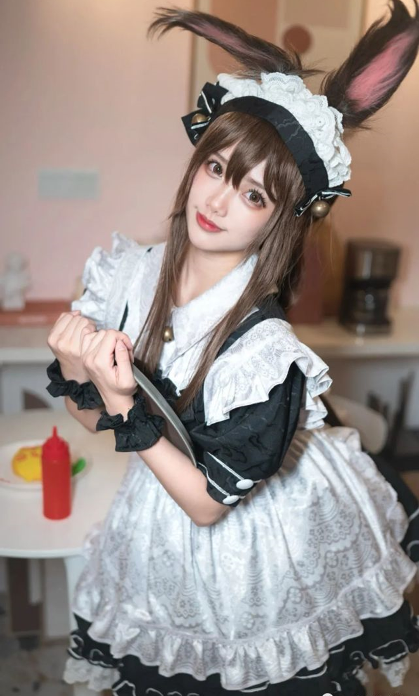 cos：明日方舟女仆阿米娅@阿璇学妹