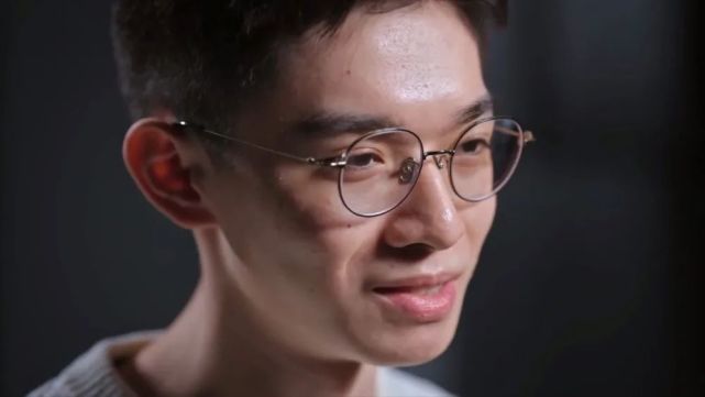 “EDG粉丝不需要担心”！Doinb直播透露好消息：LPL三支队伍很强