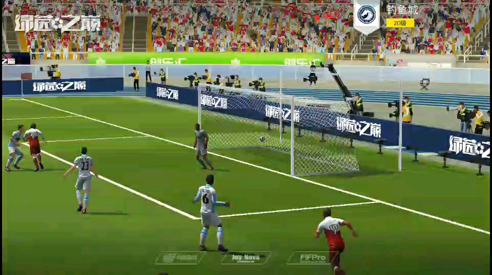 教科书般的头球