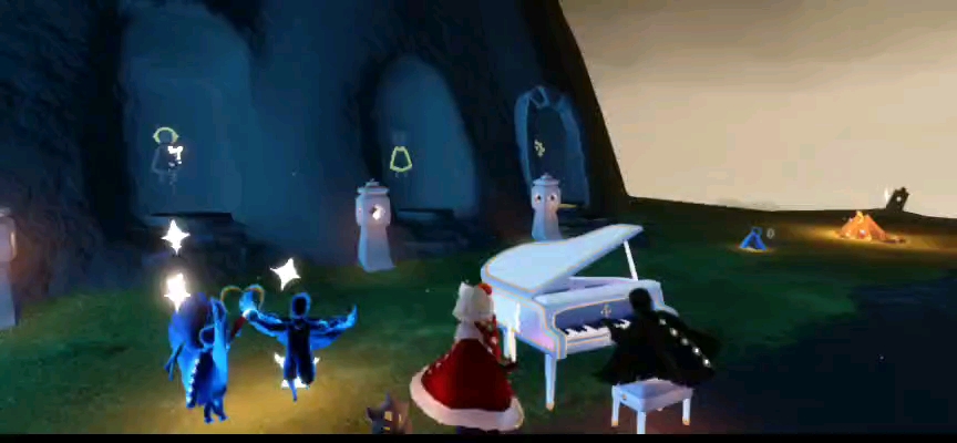 本身想合奏来着，实在没听出来什么歌～