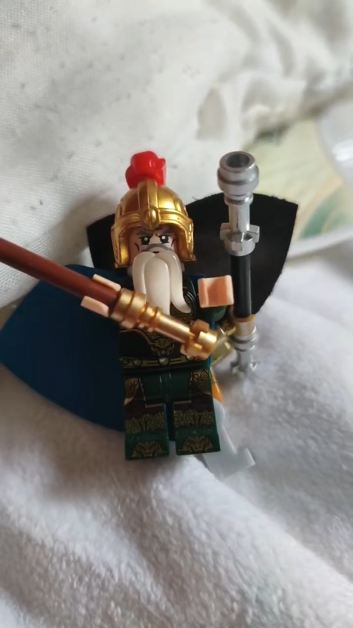 我喜欢玩这个皮肤，可以给我赢一下吗？兄弟。