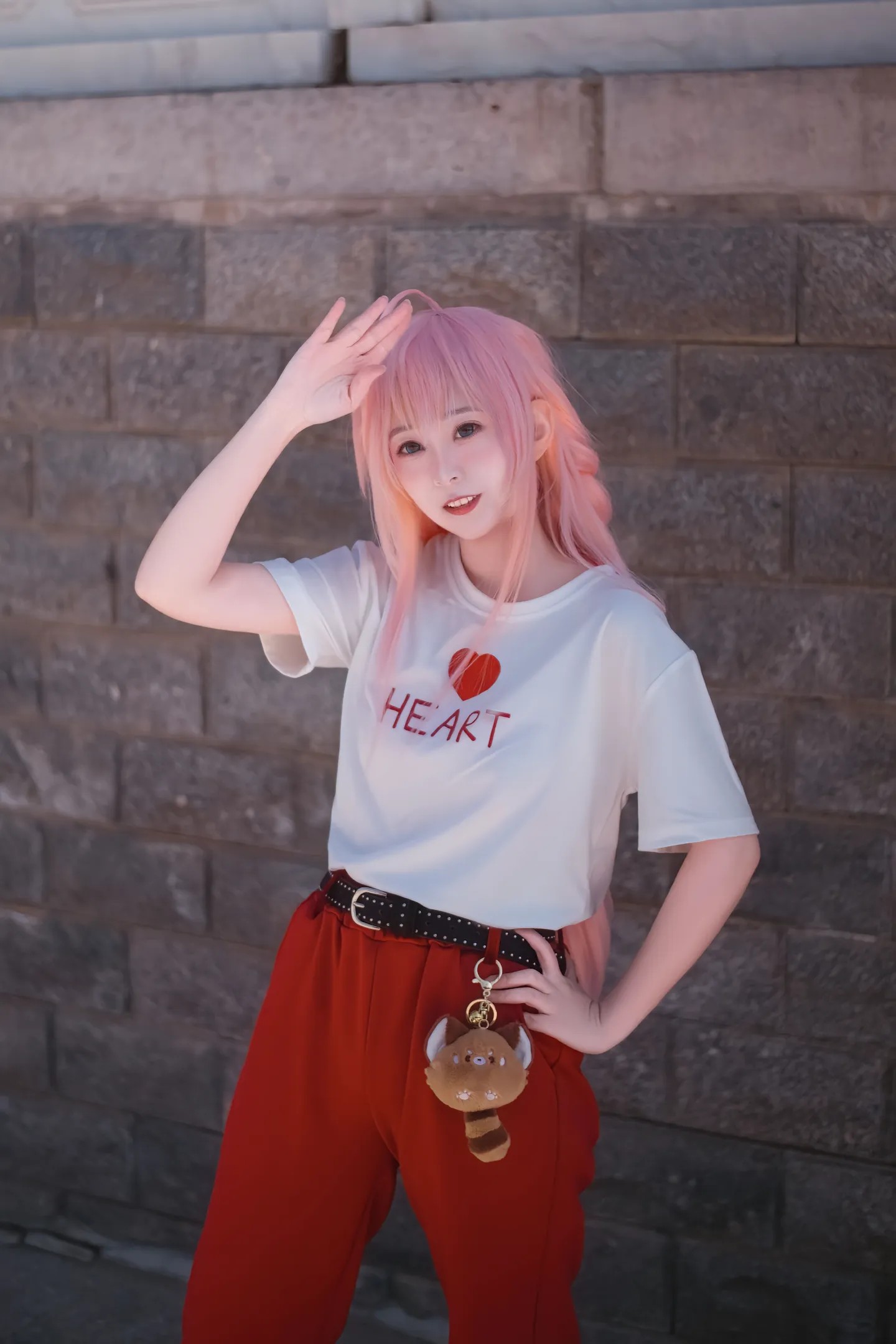 陆玲珑的靠山就是陆玲珑。