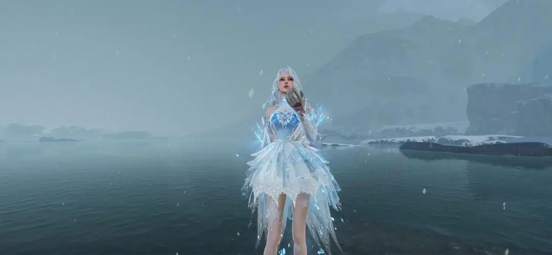 星雪有期，梦幻相约！全新时装「寒凛霜华」上线，一起感受凛冬的魅力