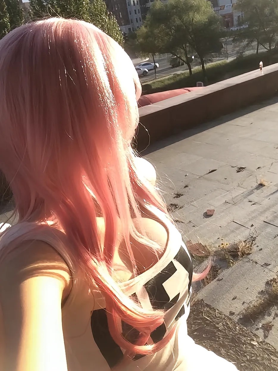 夏禾cos