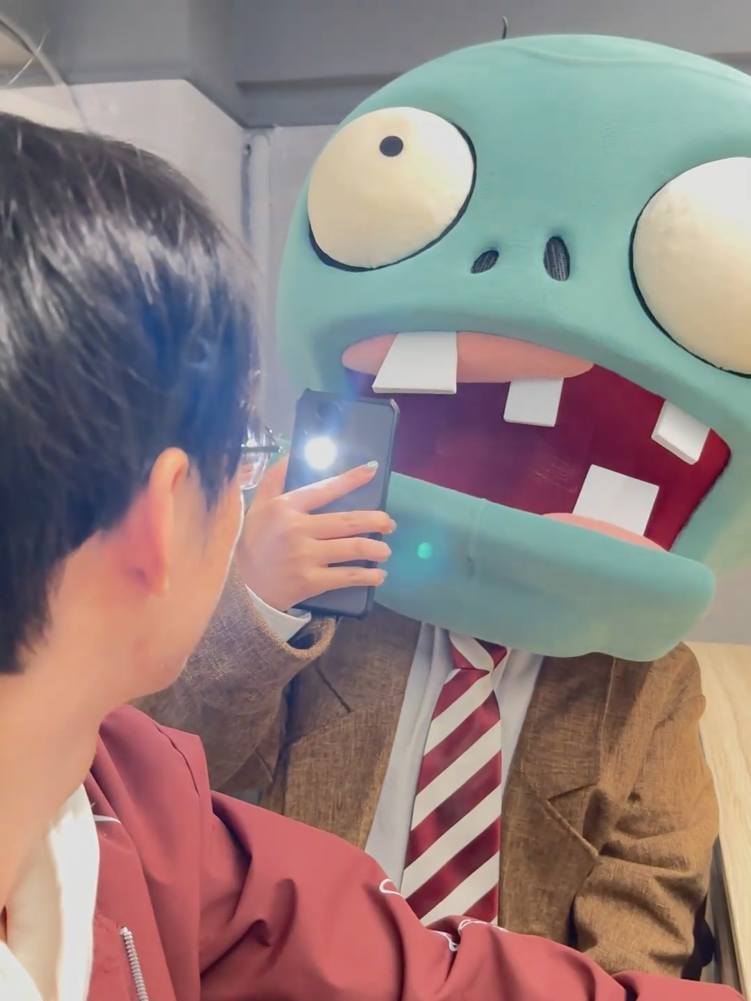 【整活】如何成为一名合格的游戏运营？