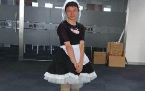 原神玩家把大伟丘拟人化，颜值飙升，网友却cue女装大伟哥?