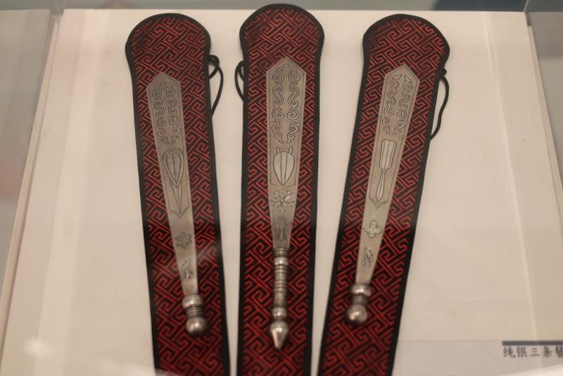 手作三条簪火出圈，这游戏藏着非遗级策略