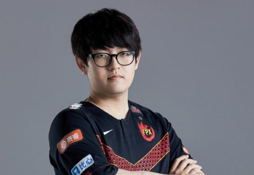 fpx下赛季要起飞打野bo登顶韩服第一网友坐等金贡归队