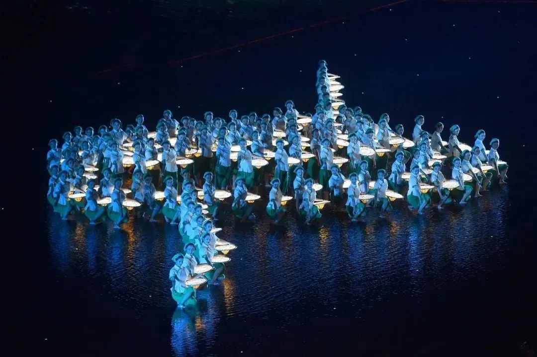 西子藏情丨共赏印象西湖，新剑侠情缘x杭州文创文旅联动开启！