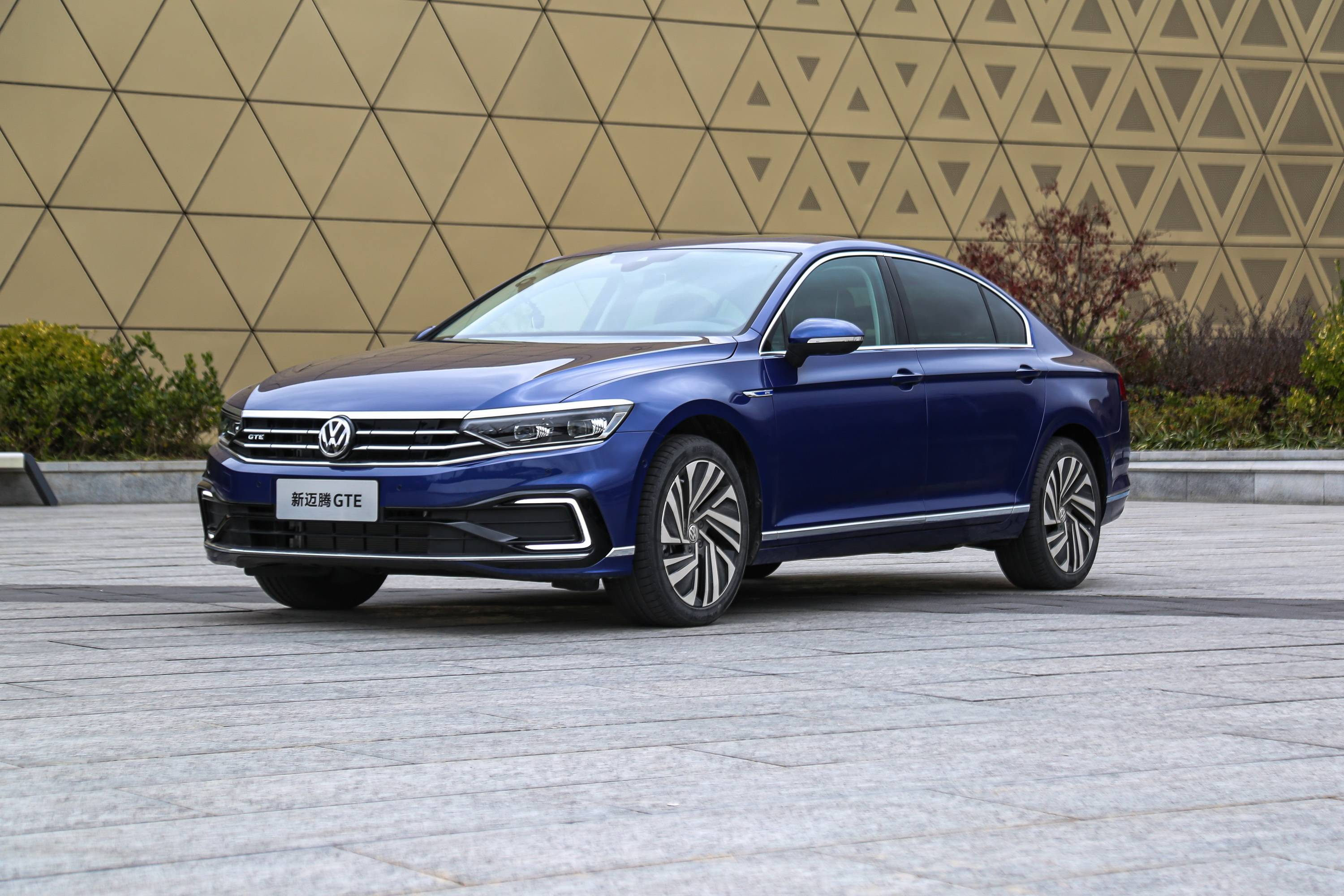 万元车纽北圈速，这游戏降本增效太懂玩家