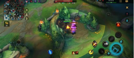 英雄联盟手游：卡密尔遇上前期强势敌方打野入侵，选红区开局更安全