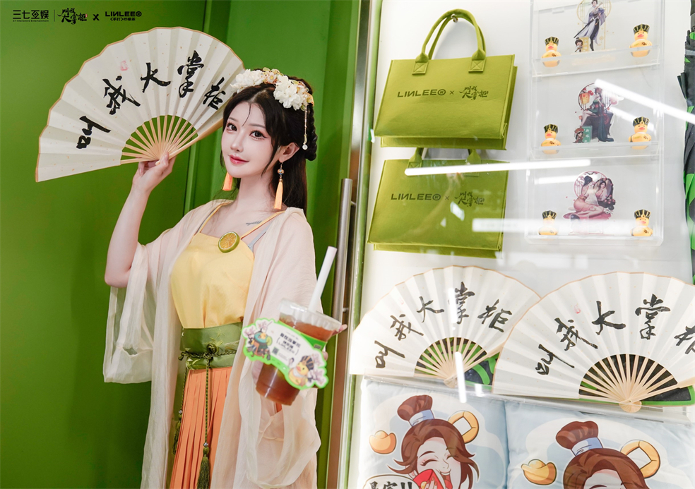 来啦来啦！线下联名主题店惊喜呈现继续~