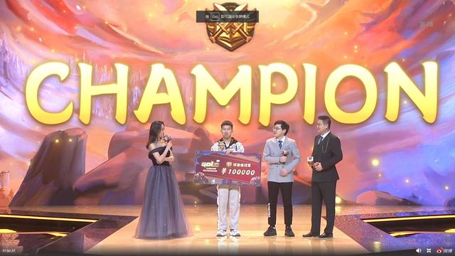 炉石传说黄金赛落幕，八强剽窃贼占六席，还以为他是娱乐卡组吗？