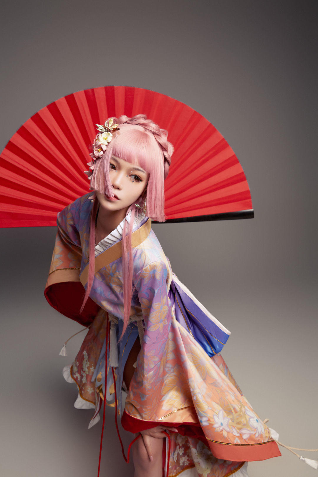 晴朗天空,华丽绽放,「花间之火」cos正踏着花火而来! ~ - 和平精英-小米游戏中心