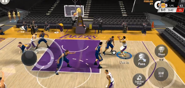 美职篮2K20：PF考虑弹跳及速度在突破时可以拿隔扣动作优势