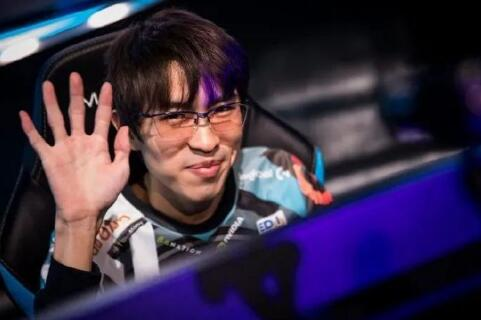 S11日本队栽了！称目标进入4强被打脸后改口：4强都是LPL和LCK