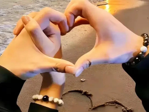 双向成就的爱情 才是当代人的理想型