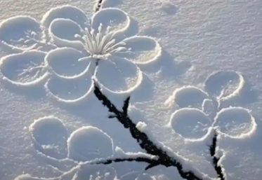 雪地作画的创意脑 游戏让你画出三国战局