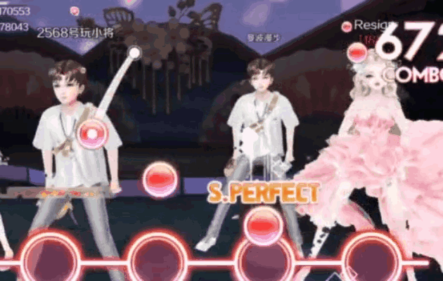 《QQ 炫舞手游》每日任务攒助力，全服进度解锁轻奢套装！