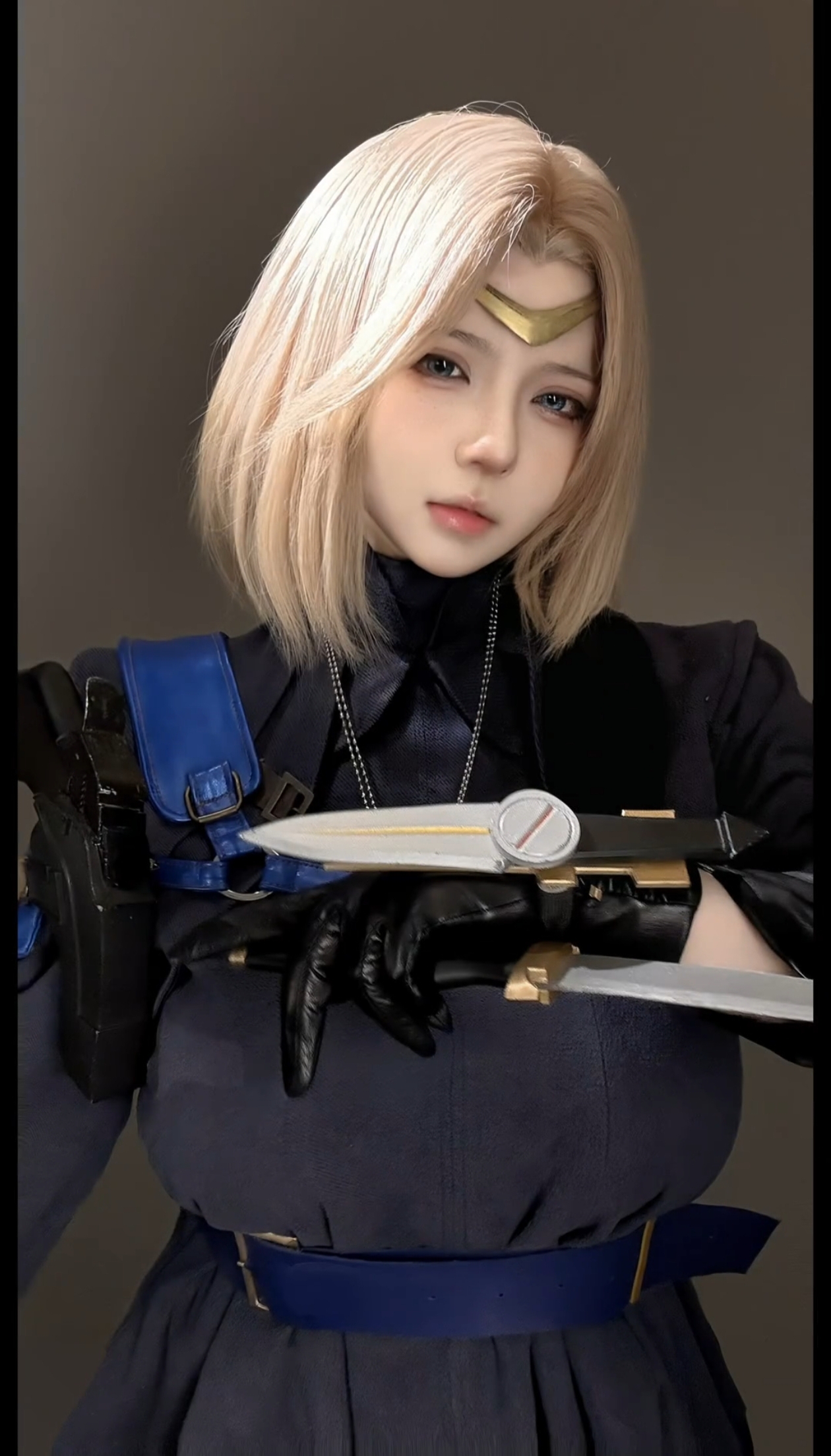 COS 葵