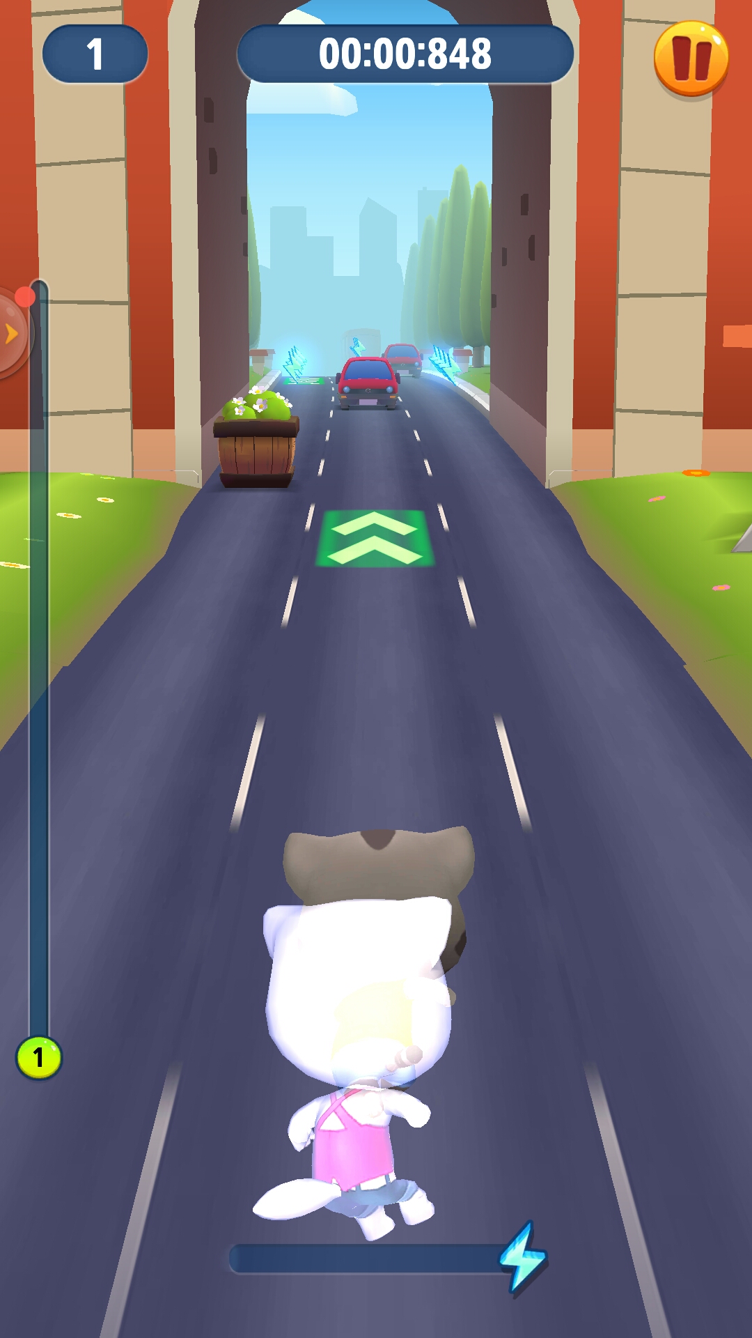 无尽跑酷收集金条造房子，与汤姆猫家族欢乐开跑！