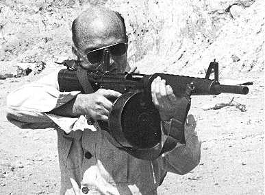 暗区军武志丨现实冷门，银幕战神——AA12