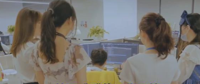 火影忍者手游：大佬都是一边看漫画一边工作？