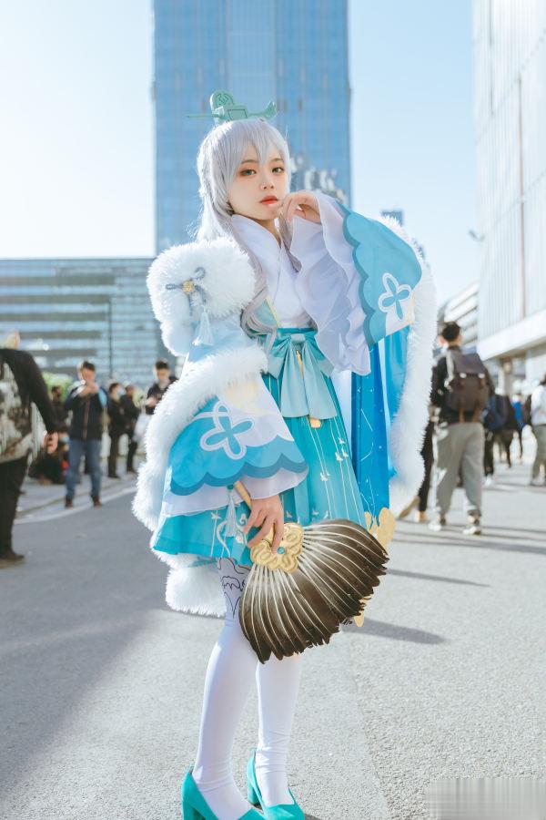 德丽莎观星漫展返图