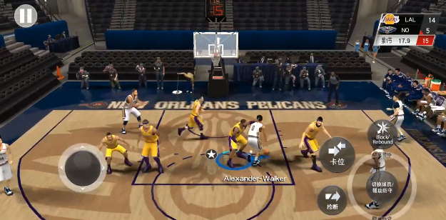 美职篮2K20：防守球员离得不远可使用包夹动作进行协防