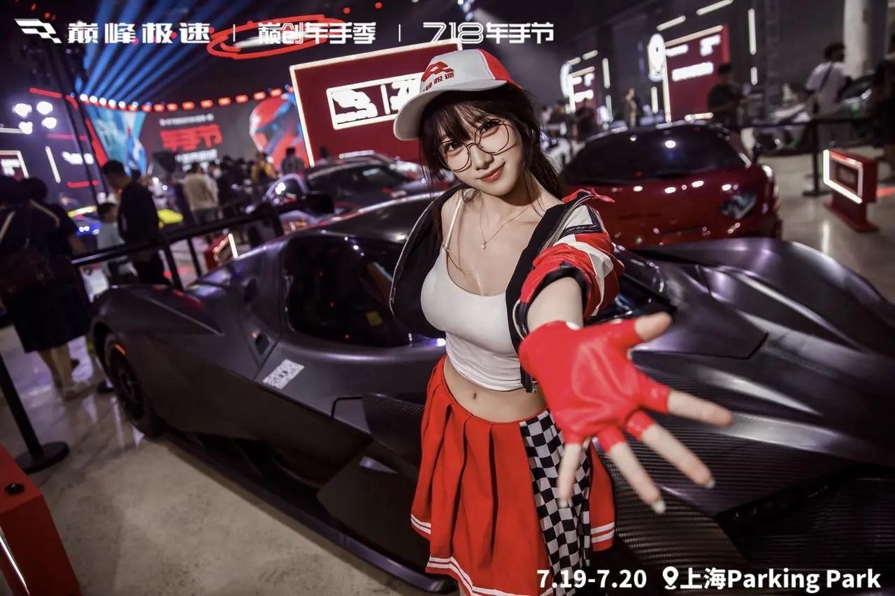 车手节圆满收官，热爱未完待续！传奇杯等你开走百万真车Emira！
