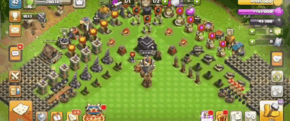 《部落冲突》选对路线先清边，冲杯掠夺不费力！