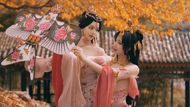 《剑侠情缘》完美还原cosplay纯阳，这背景绝对是给打满分