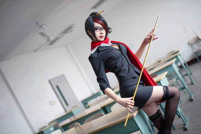 女教师奥菲娜cos