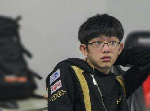 LPL的S11冠军稳了？PSG上单发文透露：被LPL前4连虐了30把