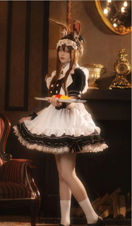 cos：明日方舟女仆兔兔阿米娅