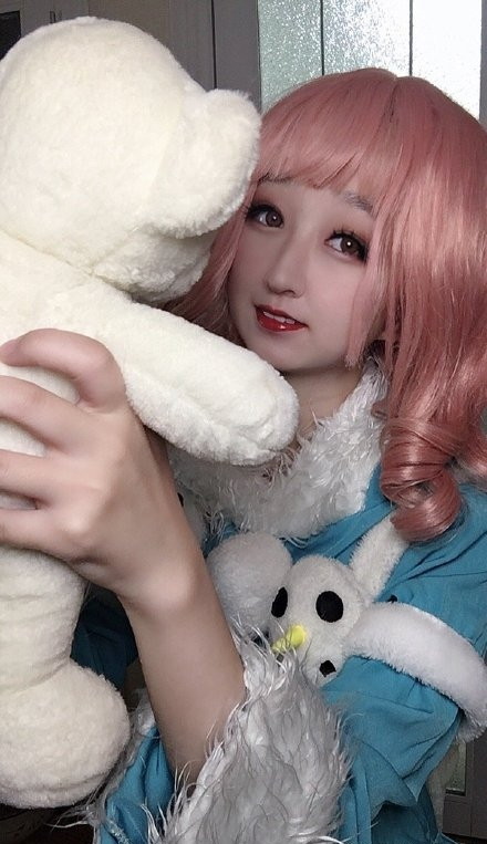 冰霜烈焰安妮cos