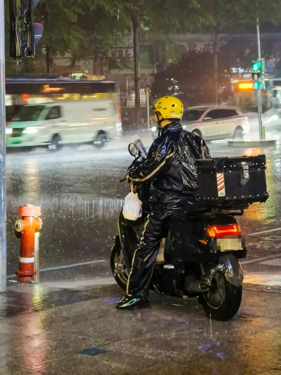 外卖小哥温暖全城？这款游戏同盟互助更暖心