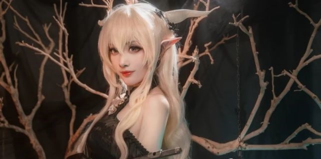 cos：明日方舟闪灵-音律联觉＠逆光R