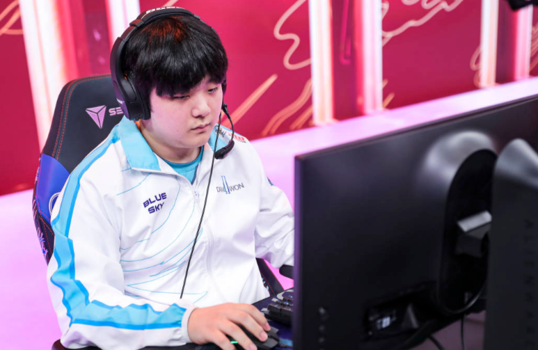 lols10dwg打野canyon冠军皮肤