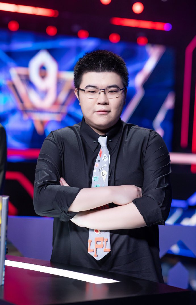 了冷藏离队,转职业建战队当老板,或许有些人都不知道高德伟其实是lol