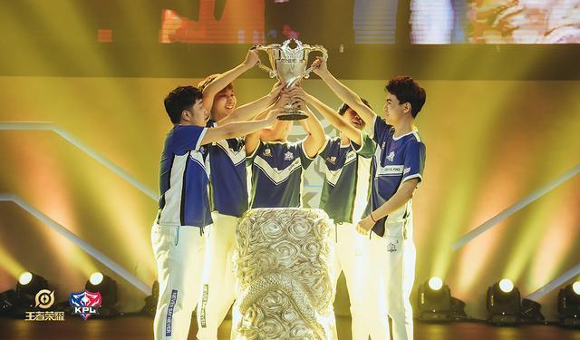 冬冠决赛estar对战qg猫神飞牛fmvp之战冠军将是首2款皮肤战队