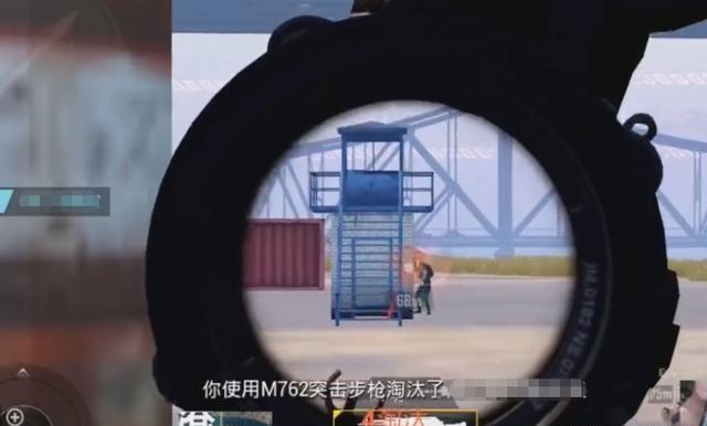 和平精英：近战强势的三种武器组合，一对多超轻松，你用过吗？