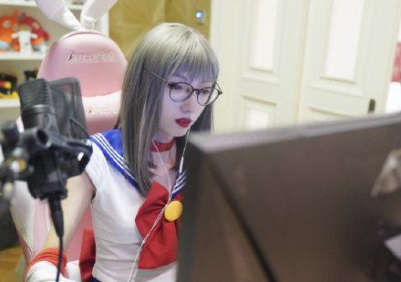 lol大冒险rng女装成员又要增加一员网友君泽肯定比香锅漂亮