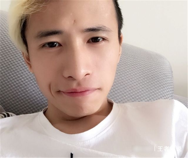 这才是真的“外卖父子局”，LOL鲍哥大手一挥：一份太少，点一百资讯-小米游戏中心